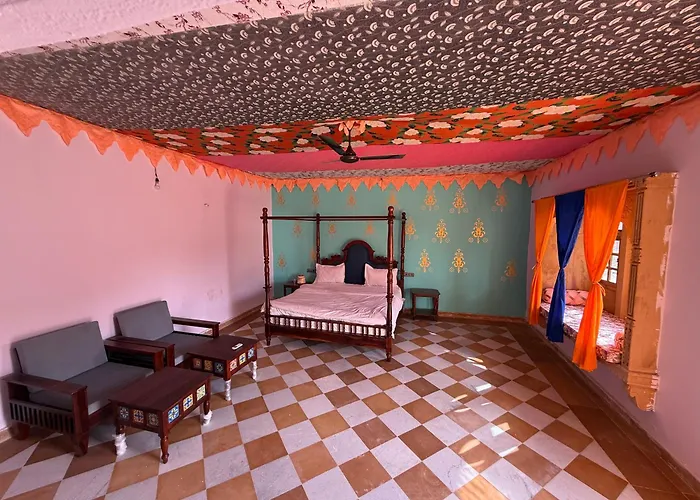 Saira Camp