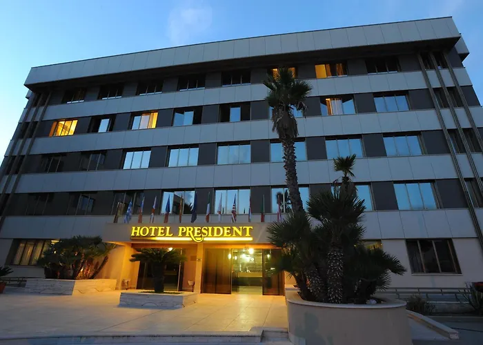 Hotel President