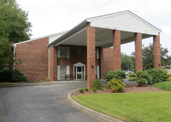 Americourt Hotel And Suites - Elizabethton