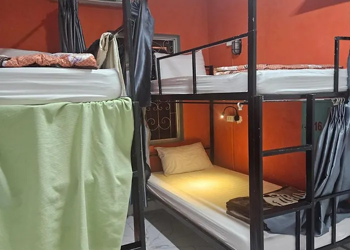 Lpq Hostel