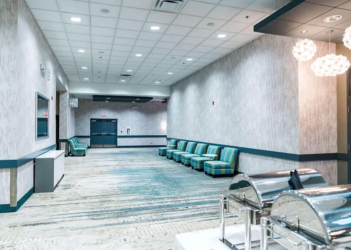 Coast Langley City Hotel & Convention Centre