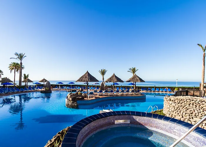 Apartamentos Bluebay Beach Club