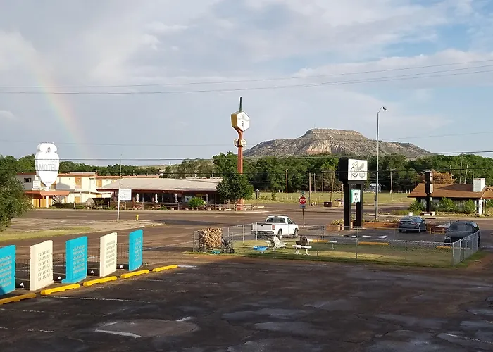 Roadrunner Lodge Motel