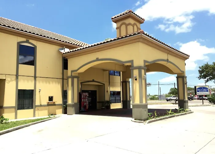 Boca Chica Inn And Suites