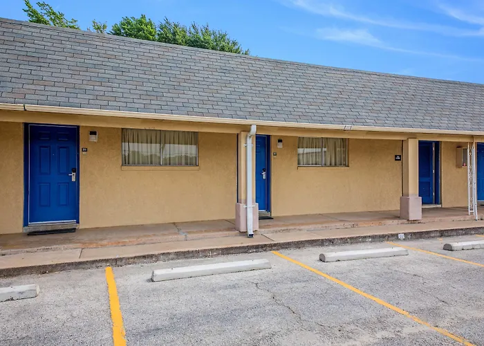Americas Best Value Inn Giddings
