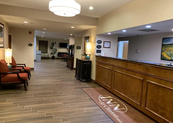 Inn At Clinton