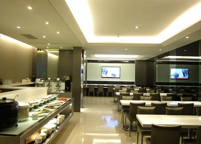 Harbor View Hotel