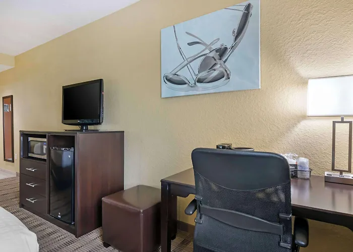 Best Western Edgewater Inn