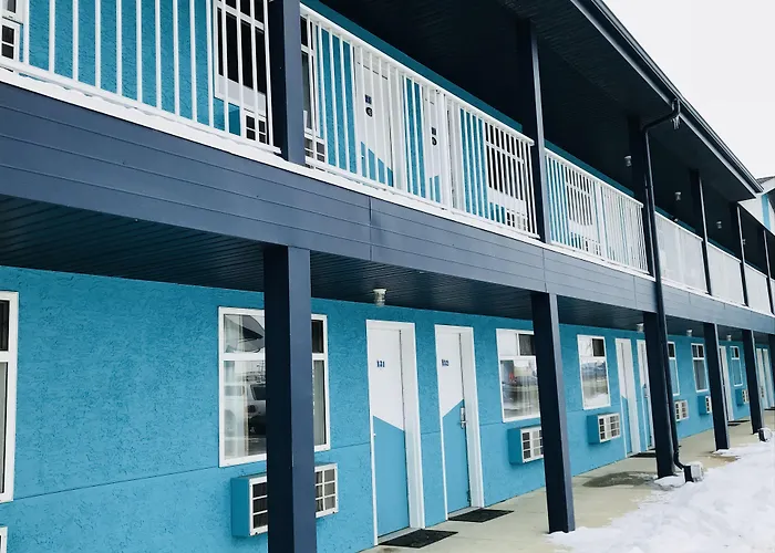Empire Inn & Suites