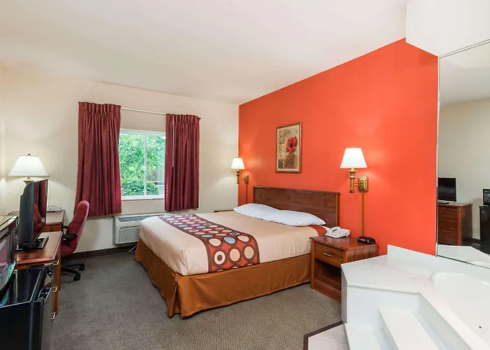 Super 8 By Wyndham St Robert Ft Leonard Wood Area
