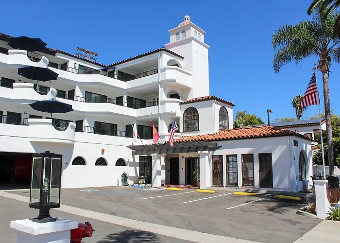 The Surfbreak Hotel