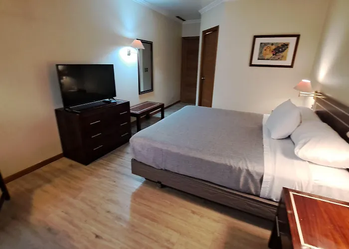 Hotel Diego De Almagro Los Angeles