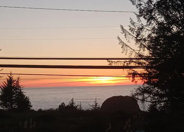 Blue Coast Inn & Suites