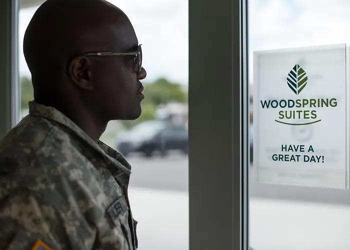 Woodspring Suites Springdale