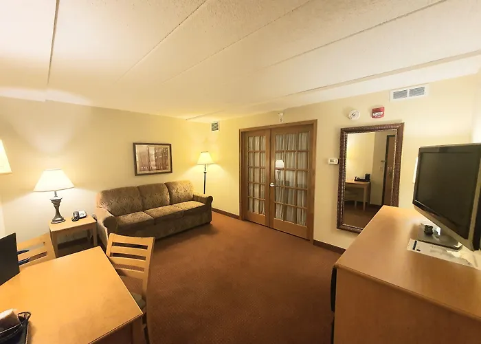 Amerivu Inn And Suites - Waconia