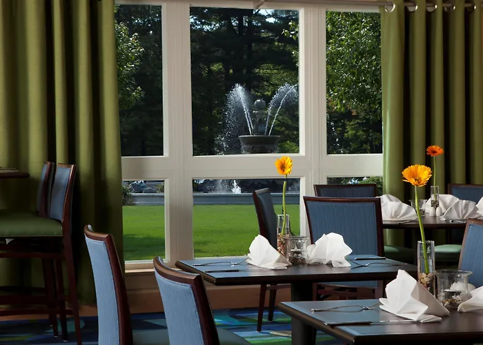 Nahant Beach hotels