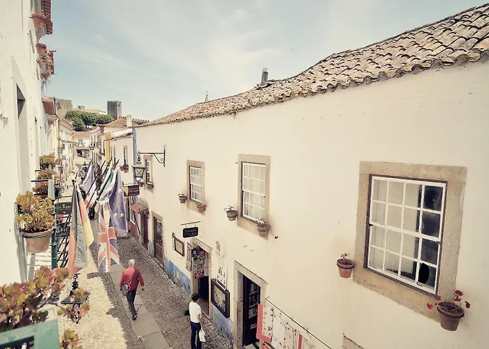 Rainha Santa Isabel - Óbidos History Hotel