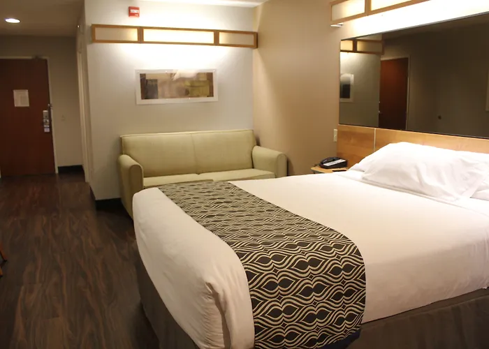 York Microtel Inn & Suites By Wyndham
