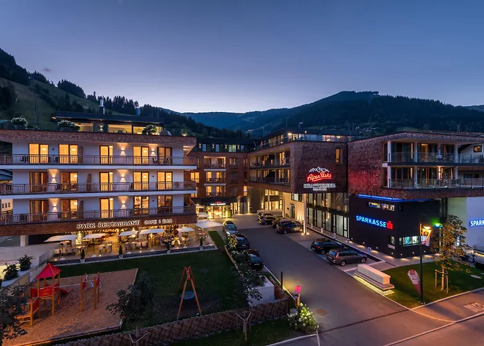 AlpenParks Hotel&Apartment Central Zell am See