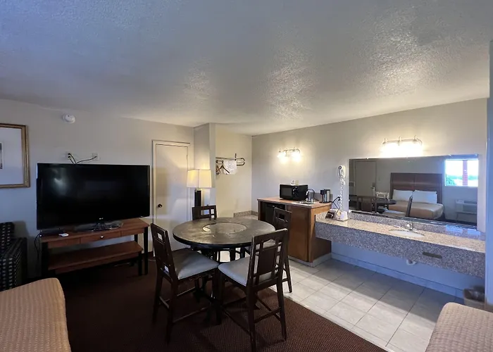 Americas Best Value Inn - Edna