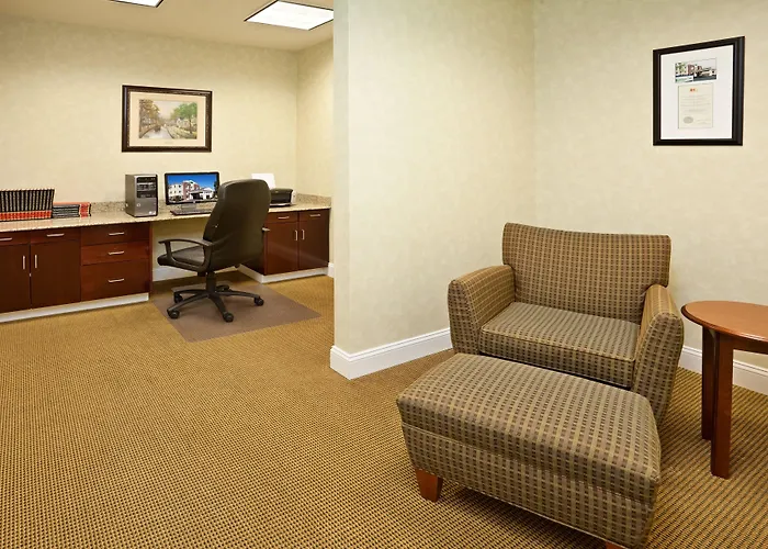 Holiday Inn Express & Suites Southern Pines-Pinehurst Area By Ihg