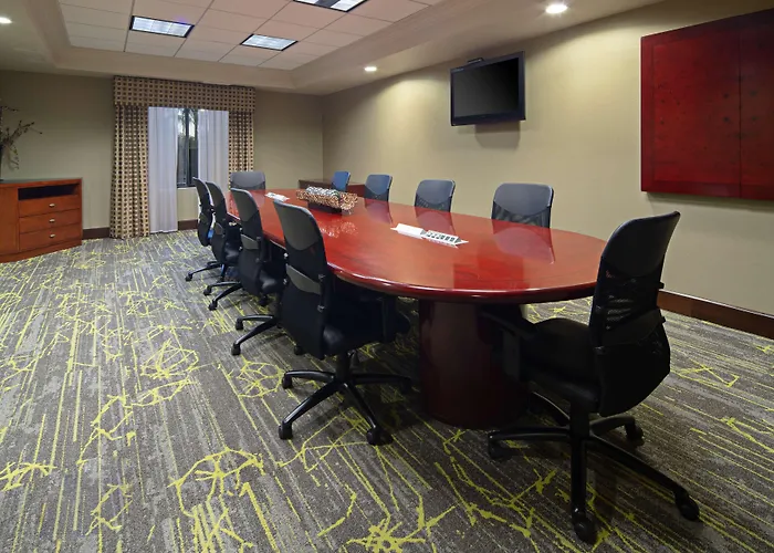 Hampton Inn Visalia