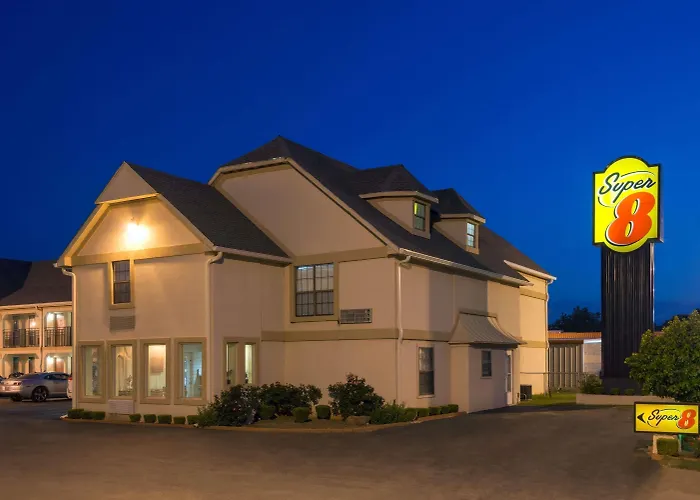 Super 8 By Wyndham Enid