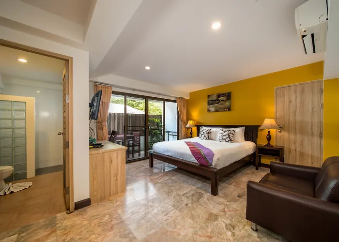 Kamala Beachfront Apartment