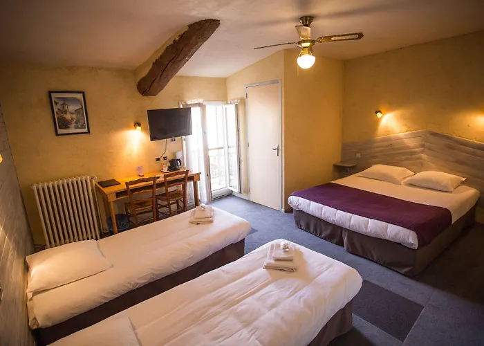 Manosque City Center Hotels