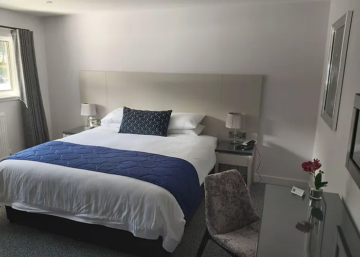 Dean Park Hotel