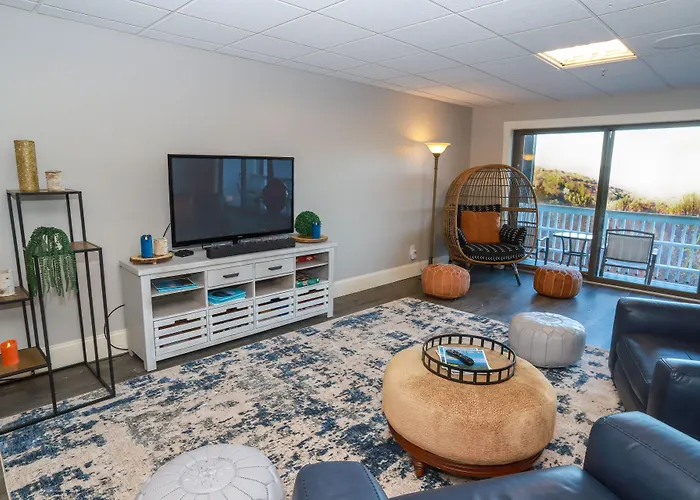 Gunstock Inn & Suites