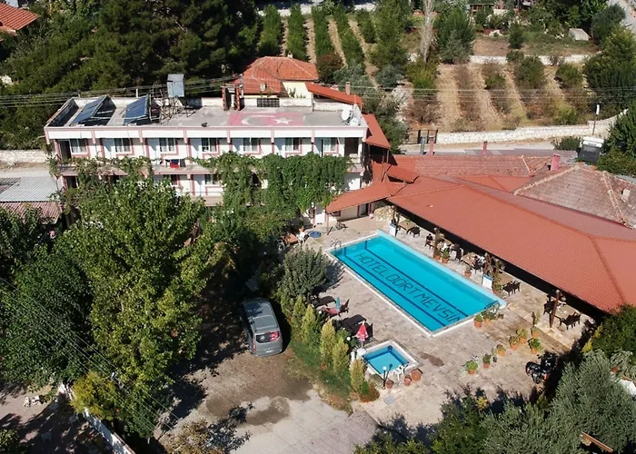 Hotel Dort Mevsim