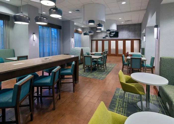 Hampton Inn & Suites Winston-Salem/University Area