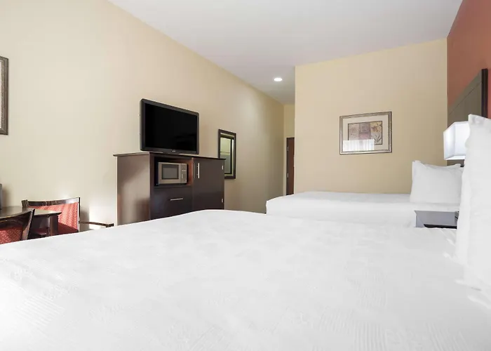 Best Western Plus Flowood Inn & Suites