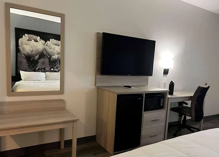 Super 8 By Wyndham Rosenberg Tx