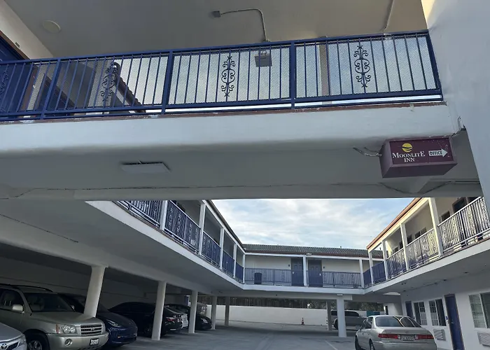 Surfside Inn Redondo Beach