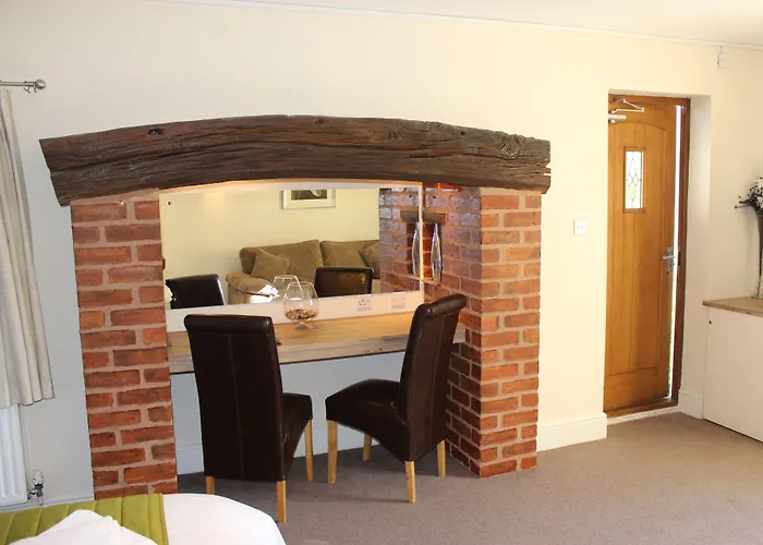 The Limes Country Lodge Hotel & Admiral Restaurant