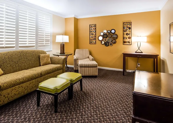 Best Western Plus Casino Royale - Center Strip
