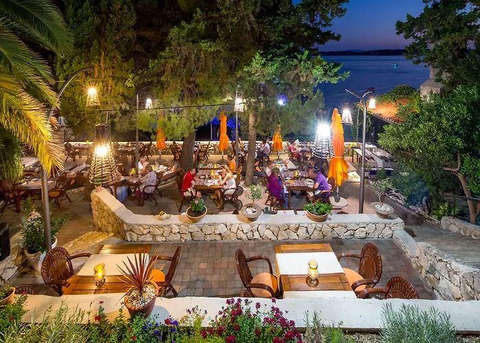 Hotel Podstine