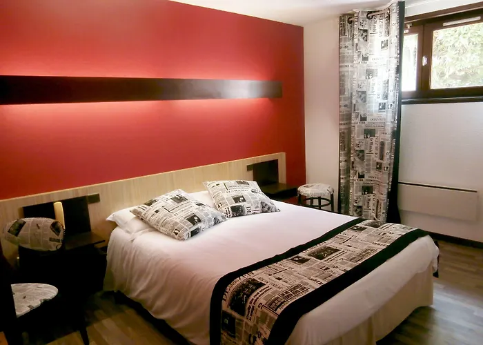 Le Merle Blanc Hotel Logis