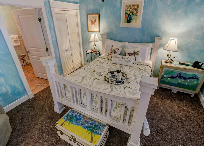Anchor Inn Nsb Bed And Breakfast