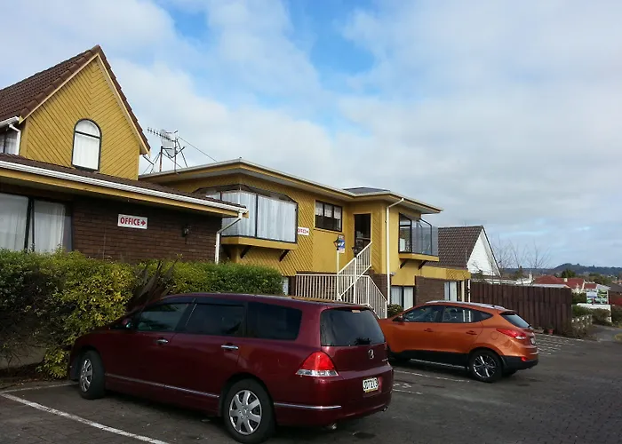 Ace Motor Lodge