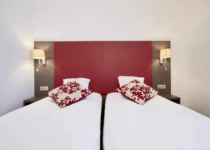 Kyriad Saint Quentin En Yvelines - Montigny