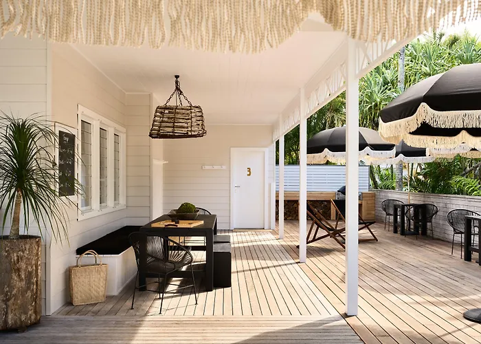 Burleigh Heads Hotels