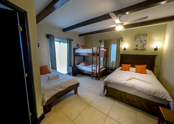 Monteverde Hotels