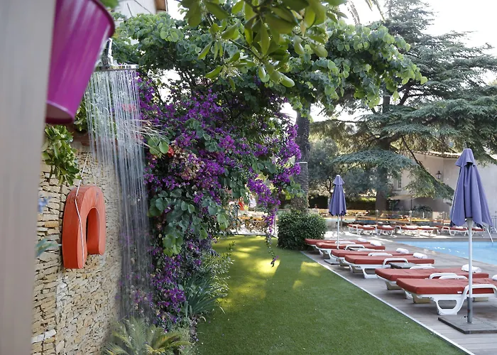 Les Jardins De Cassis - Parking Gratuit & Piscine Chauffee