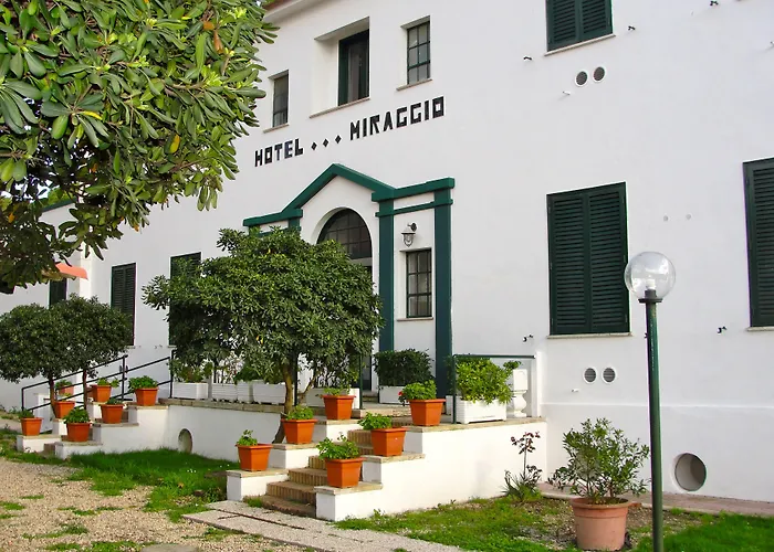 Hotels in Fregenae