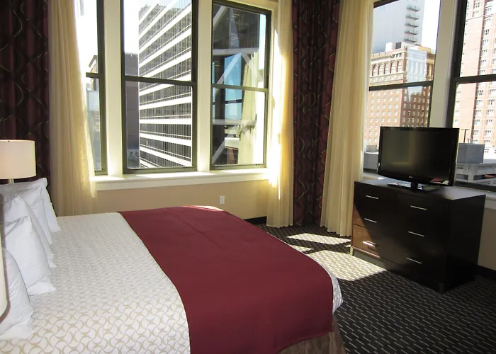 Embassy Suites Saint Louis - Downtown