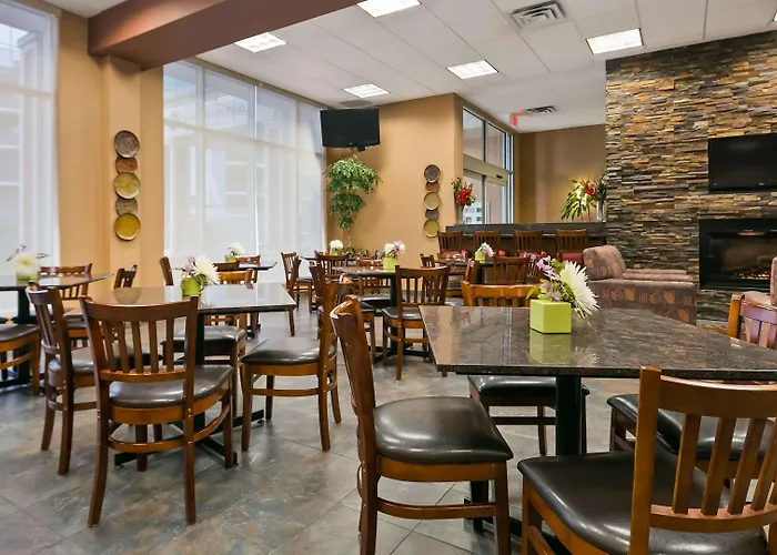 Best Western Plus Chateau Inn Sylvan Lake