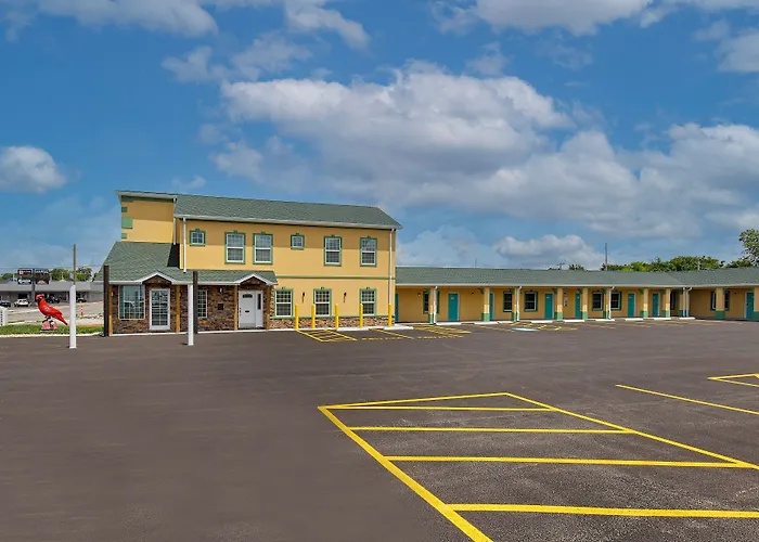 White House Motels